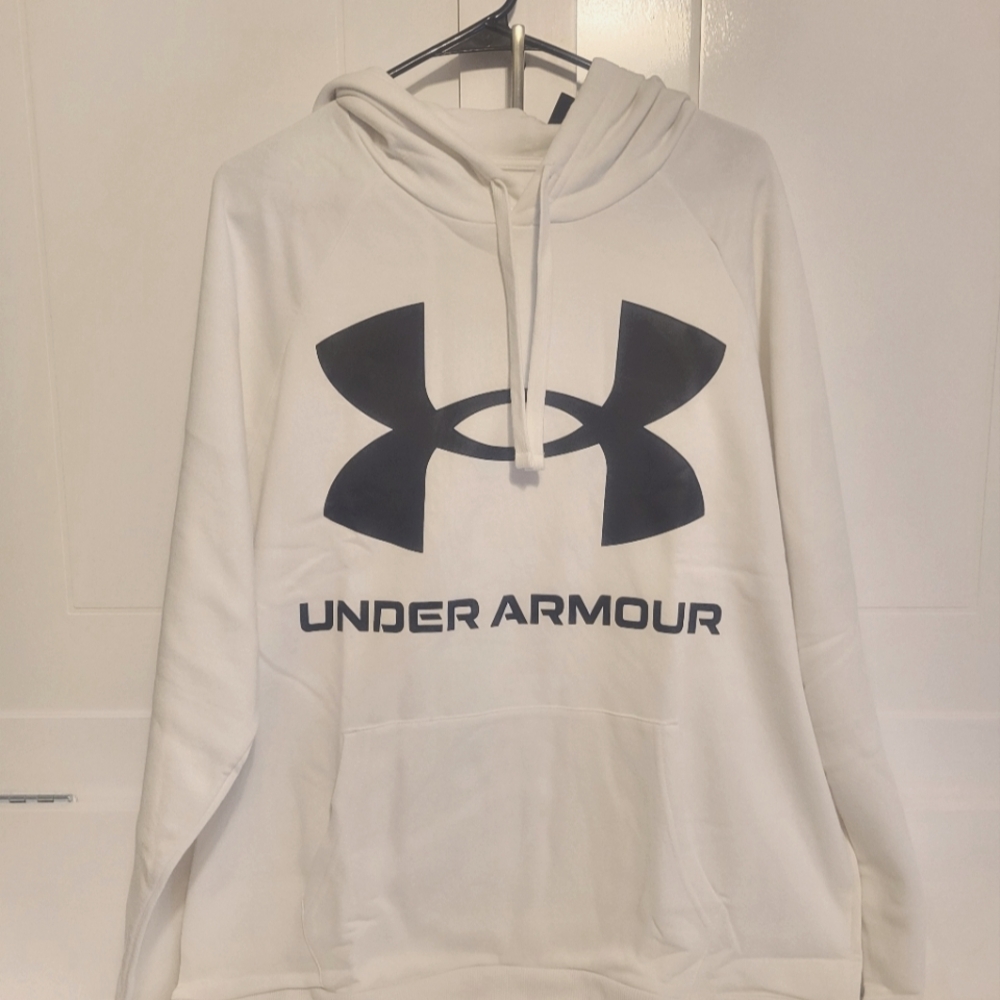 Mens XL under armour hoodie